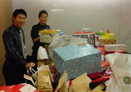 한국마이크로소프트 사랑의 선물 나누기