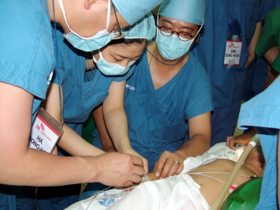 얼굴기형 어린이 무료수술