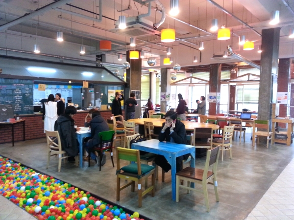 Coworking_Space_Youthhub_01