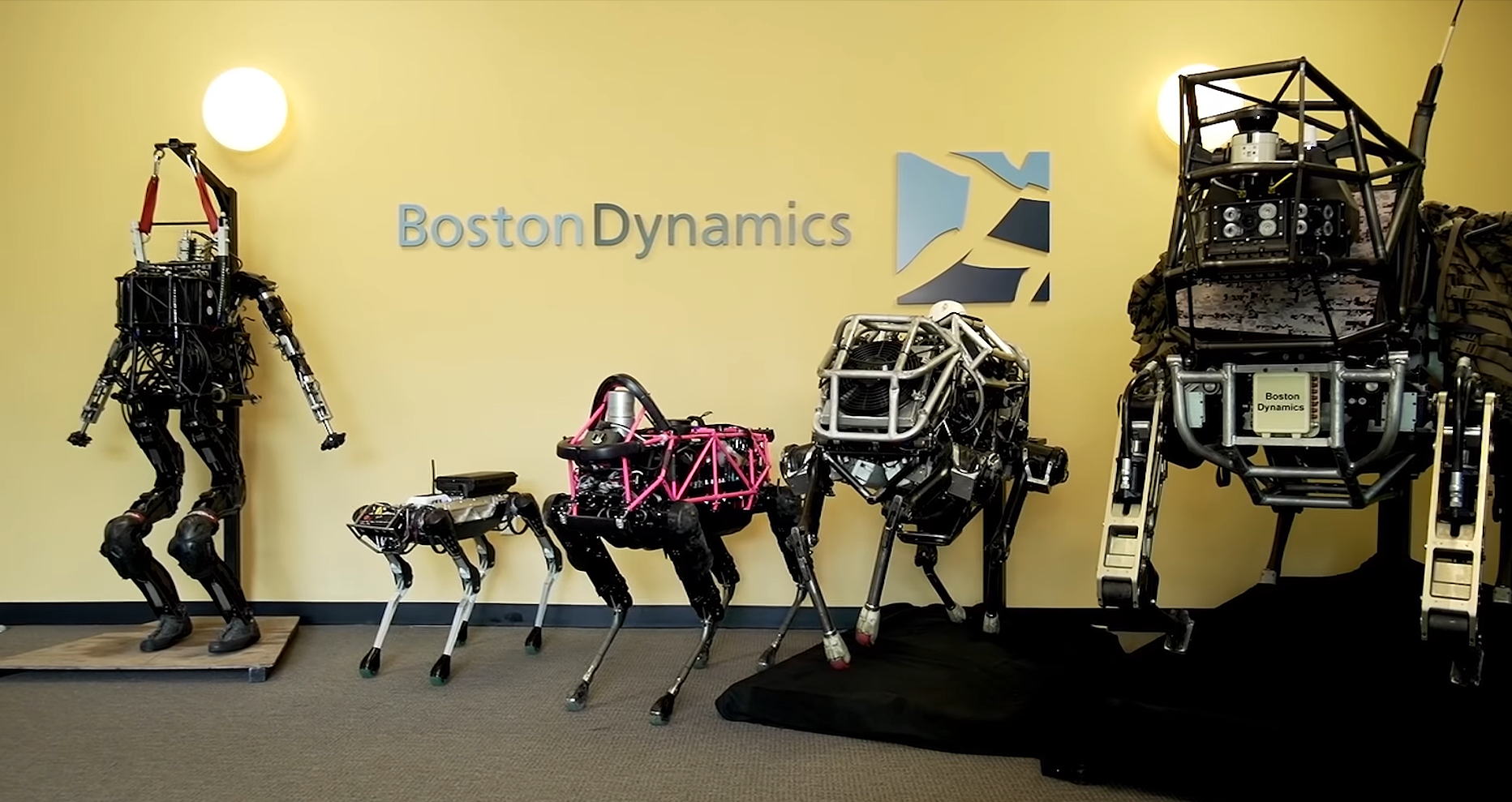▲  보스턴 다이내믹스의 로봇 시제품들
