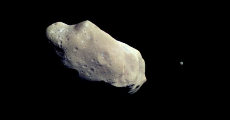 ▲ 2029년 4월 13일 지구에 약 3만7000km 근접하는 소행성 아포피스 상상도.(사진=미국 우주항공국)