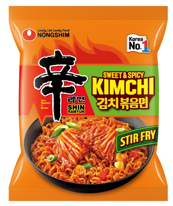 농심은 글로벌 시장을 겨냥한 신제품 ‘신라면 김치볶음면’을 이번 전시회를 통해 첫 공개한다. /사진 제공=농심