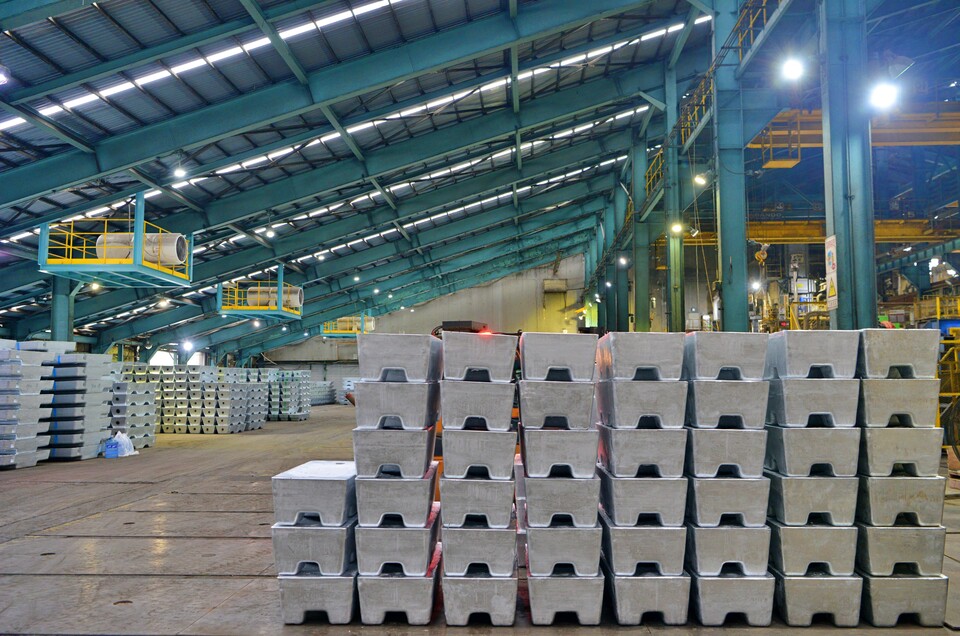 고려아연 온산제련소에서 생산한 아연괴. /사진 제공=고려아연