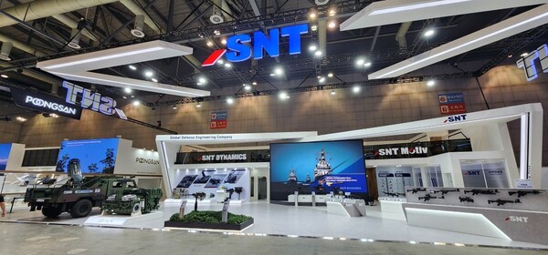 ADEX 2025에 참가한 SNT모티브 전시 부스 / 사진=SNT모티브