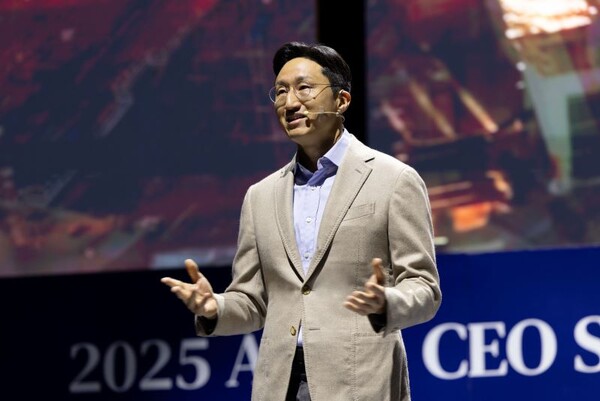 HD현대 정기선 회장이 APEC CEO 서밋 ‘퓨처 테크 포럼: 조선’에서 기조연설을 진행했다./사진=HD현대