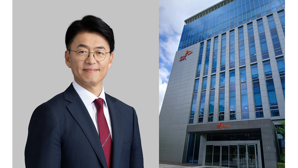 (왼쪽부터) 김완종 SK AX 신임 사장과 SK AX 판교캠퍼스 /사진=SK AX, 블로터DB