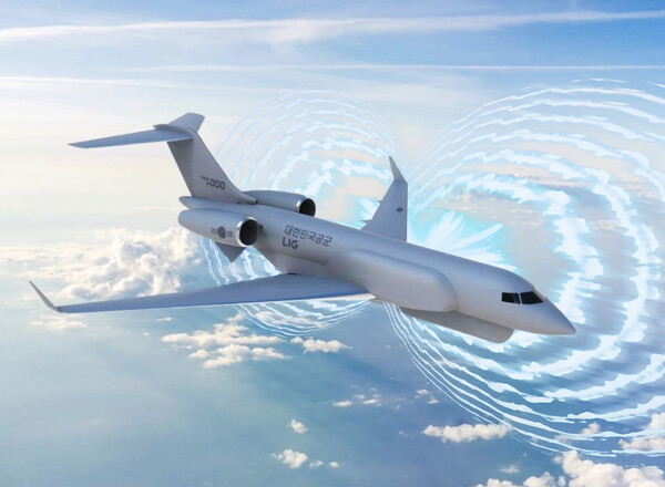 LIG넥스원과 대한항공이 공개한 한국형 전자전기 형상 / 사진 = LIG넥스원 제공