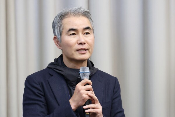 장현국 넥써쓰 대표가 이달 13일 '지스타 2025'가 개막한 부산 벡스코 제1전시장에서 진행된 기자간담회에서 질의에 답하고 있다. /사진=게임기자단