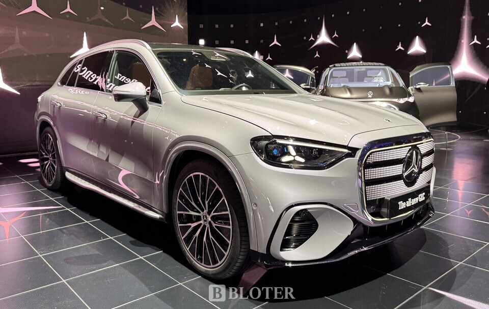 2026년 하반기 국내 출시 예정인 벤츠 신형 GLC 전기차/사진=조재환 기자