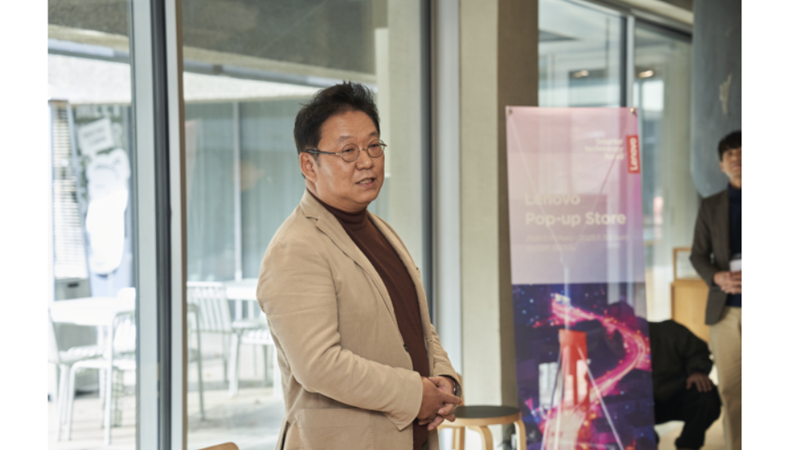 신규식 한국레노버 대표가 17일 LCDC 서울에서 열린 기자간담회에서 발언하고 있다. /사진 제공=한국레노버