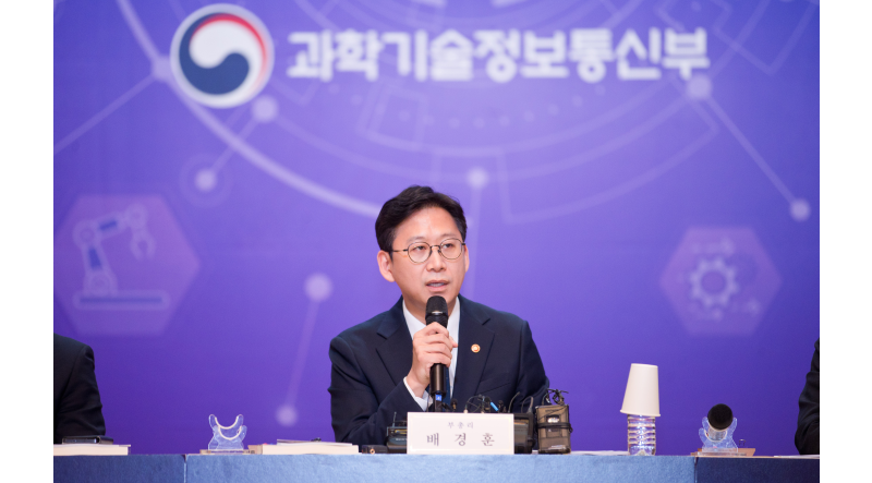 [AI is] 외산 의존에 경고등…韓 '소버린' 생태계 박차