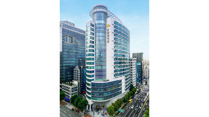 KB라이프생명, 시니어사업 박차...'요양·AI' 투트랙 전략 주목 - 뉴스 썸네일 이미지