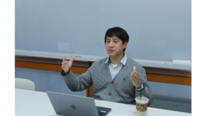 '온라인 AI를 오프라인으로'...네이버랩스의 공간지능 승부수[테크체인저... - 뉴스 썸네일 이미지