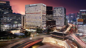 [사외이사 리빌딩]② 신한금융, 은행장 출신 '무게감' 더했다 - 뉴스 썸네일 이미지