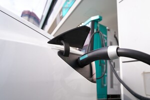 '전기차 충전요금' 인하 확산, 이용자 숨통 - 뉴스 썸네일 이미지