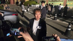 지금은 한국의 시간...업스테이지 김성훈 "황 CEO 韓 투자 강조" - 뉴스 썸네일 이미지