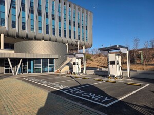 [현대차 EV 밸류체인] 'E-pit 충전기' 영역 넓히는 현대케피코 - 뉴스 썸네일 이미지