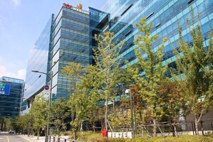 [소외된 게임주]⑨ 웹젠, 반등 카드 '드래곤소드'의 파국 - 뉴스 썸네일 이미지